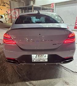 جنسس G70